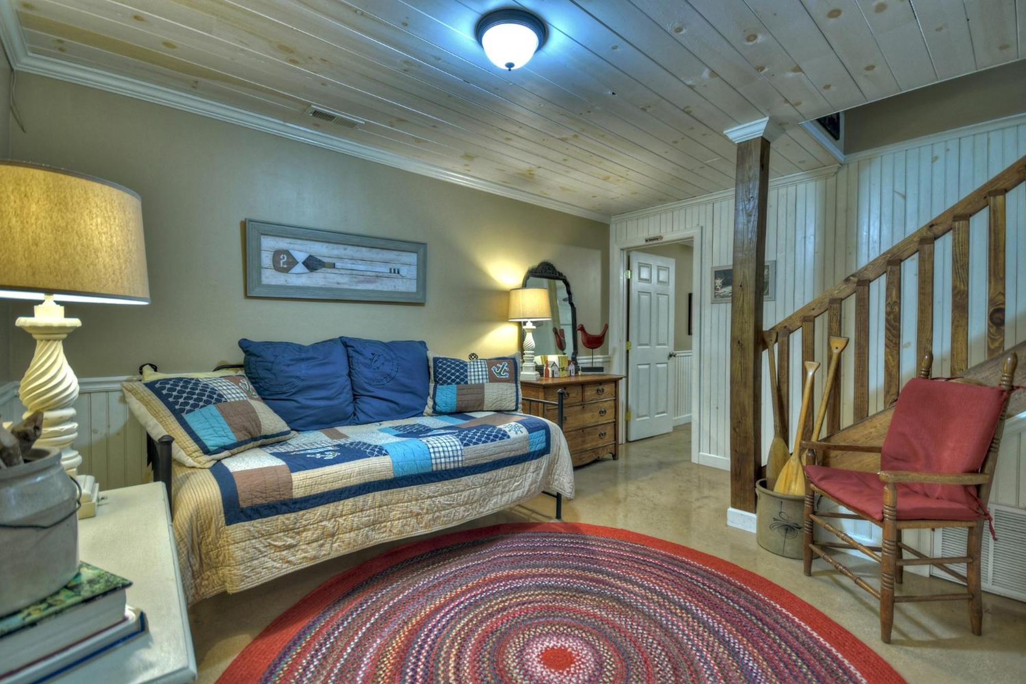 Southern Living Cottage Cozy Up By The Fire Relax On The Porch And Enjoy Peaceful Surroundings บลูริดจ์ ภายนอก รูปภาพ