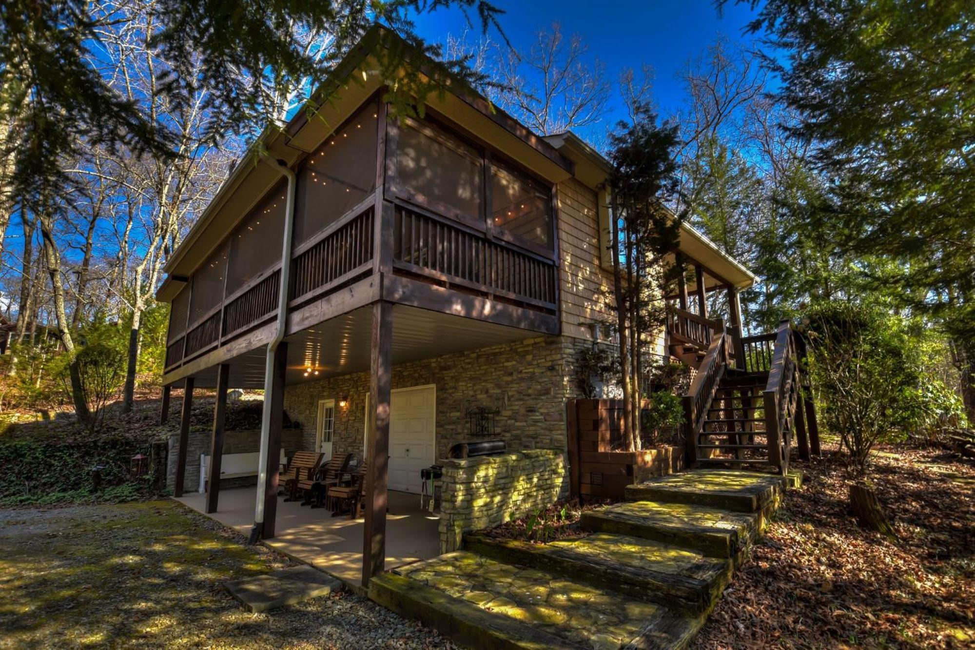 Southern Living Cottage Cozy Up By The Fire Relax On The Porch And Enjoy Peaceful Surroundings บลูริดจ์ ภายนอก รูปภาพ
